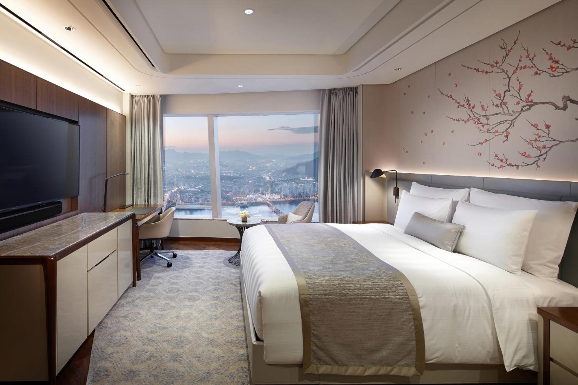 Premier Double River view