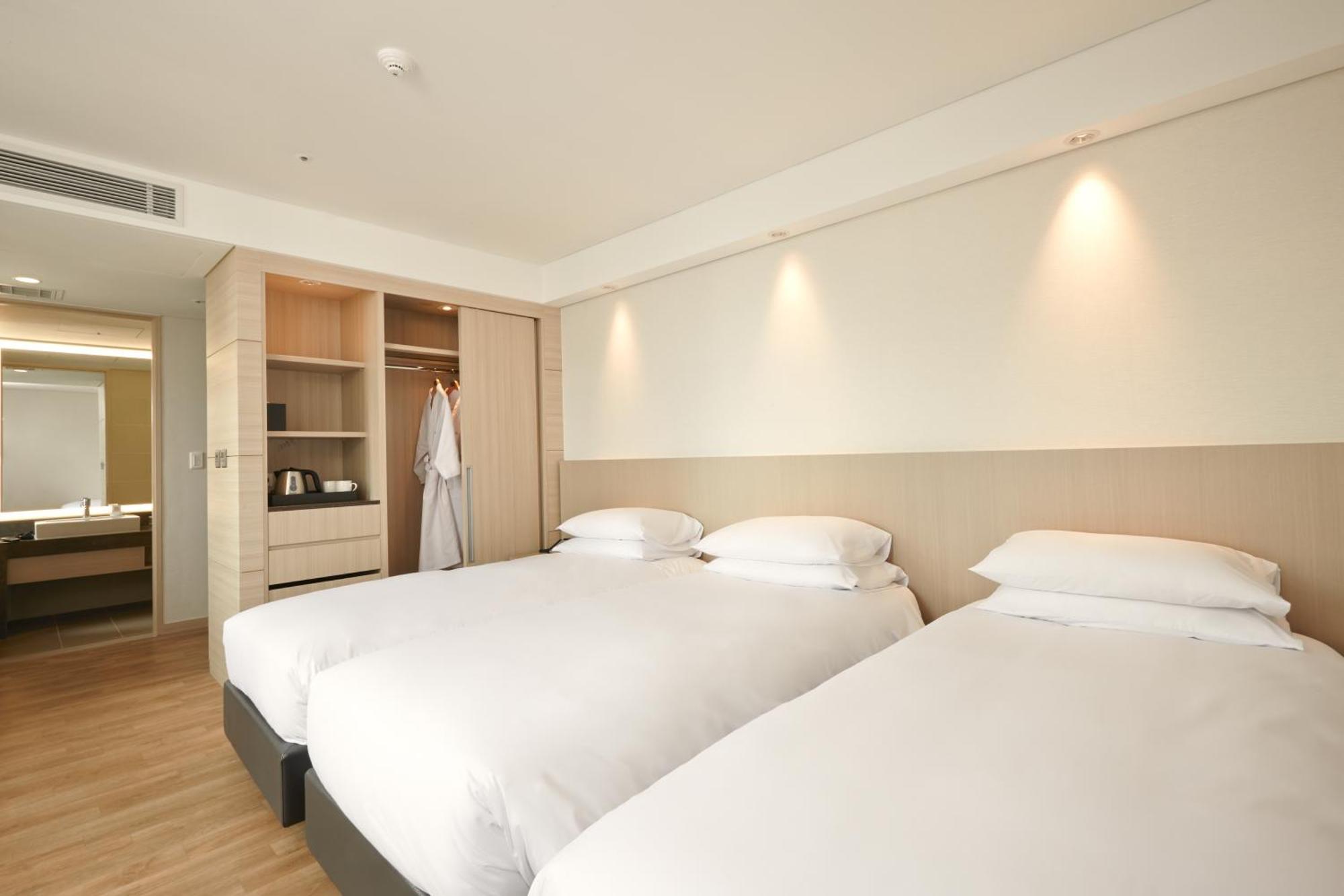 Chambre Triple Deluxe - Sans Parking