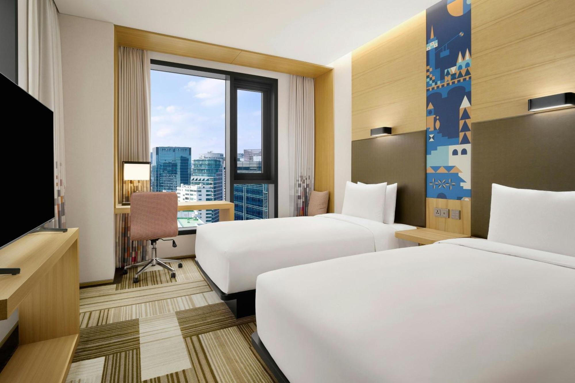 Savvy Room 2 Twin or Single Beds High Floor