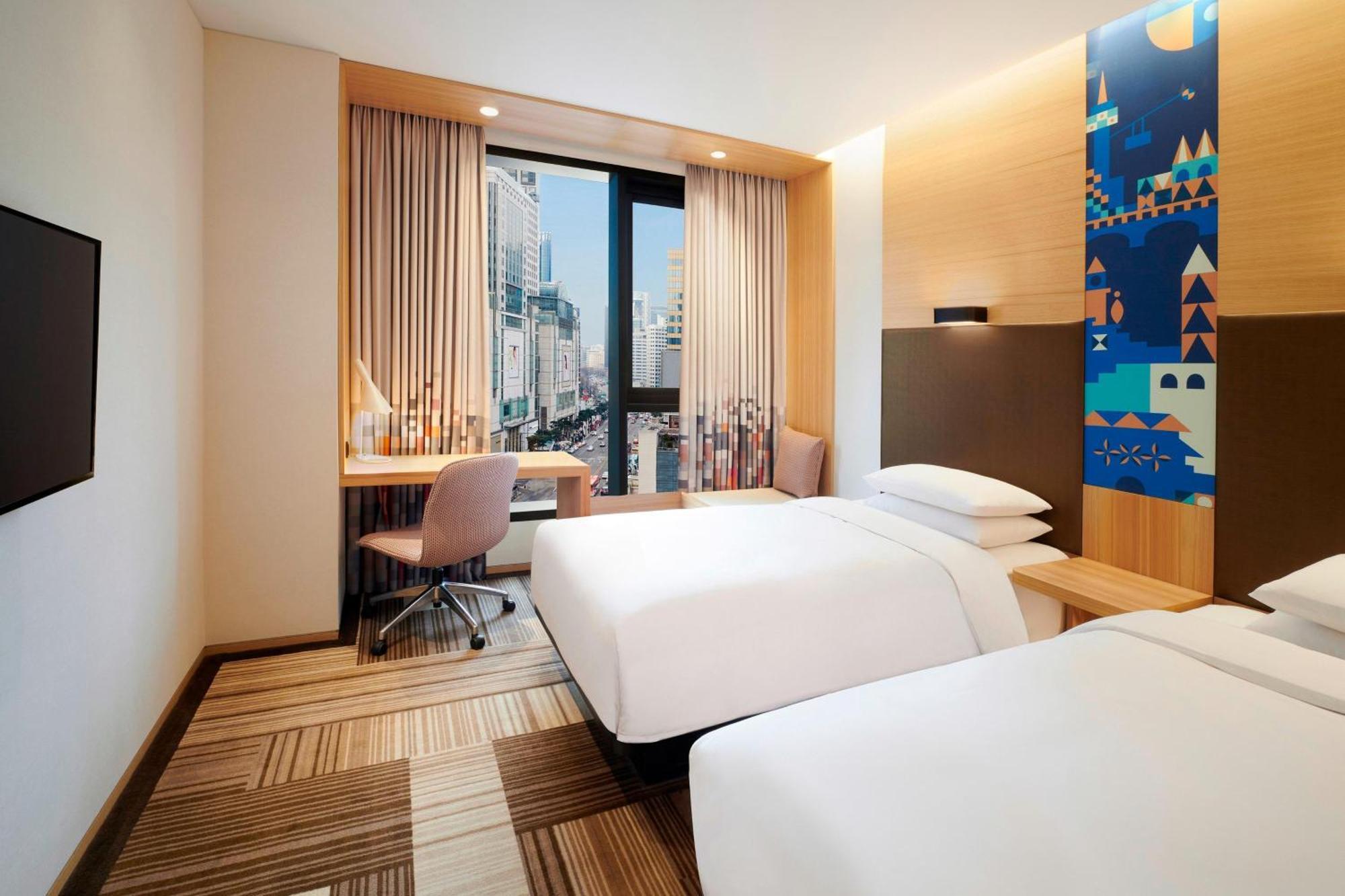 Aloft Room 2 Twin or Single Beds