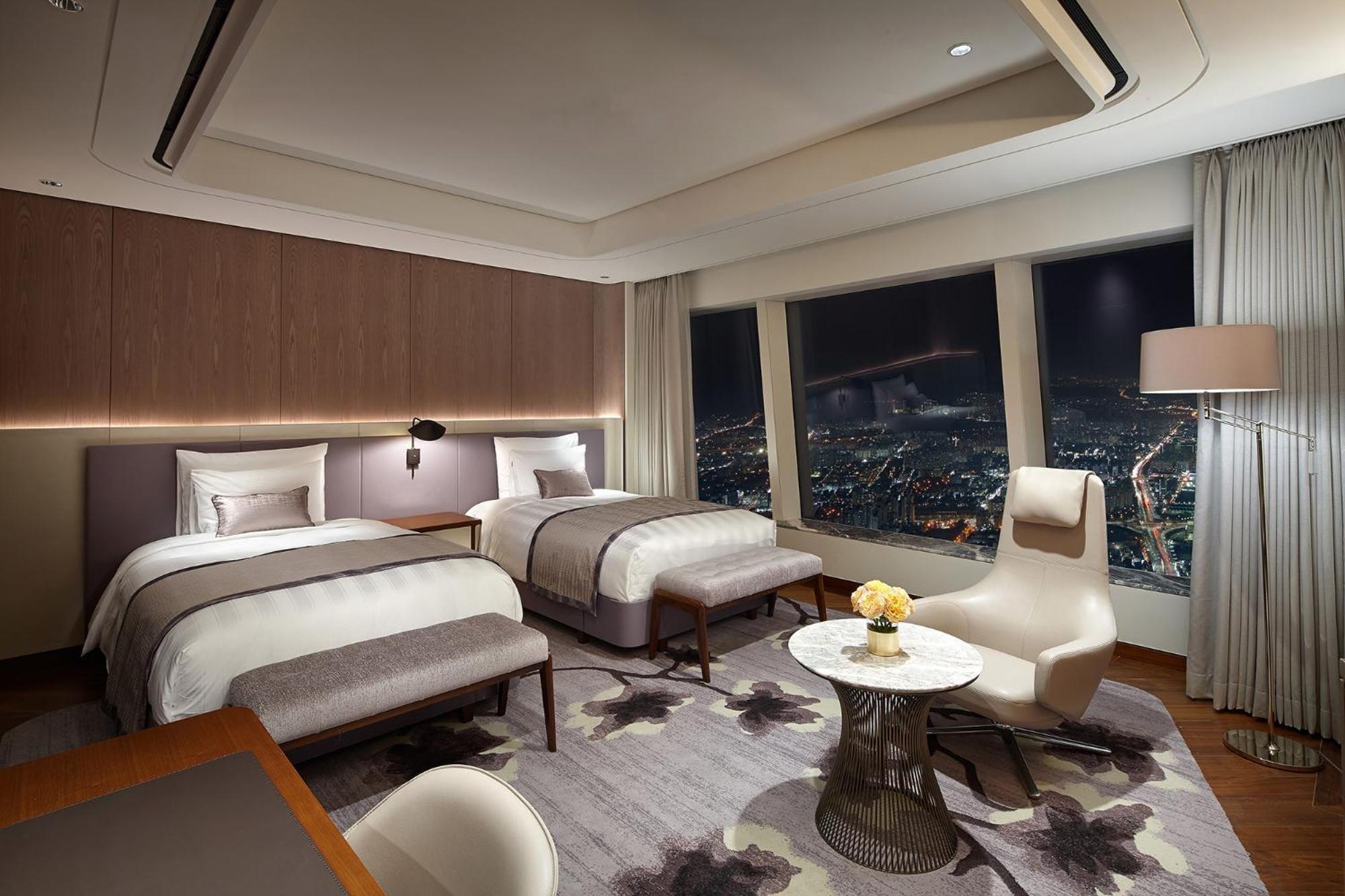 SIGNIEL Premier Twin City view