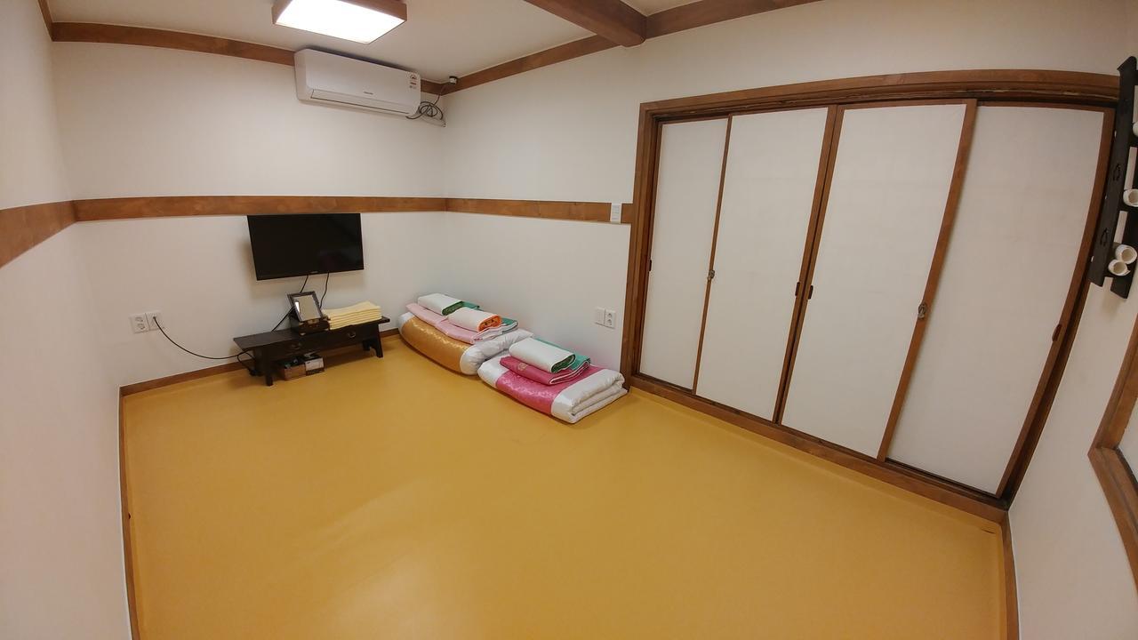 Chambre Quadruple avec Salle de Bains Privative