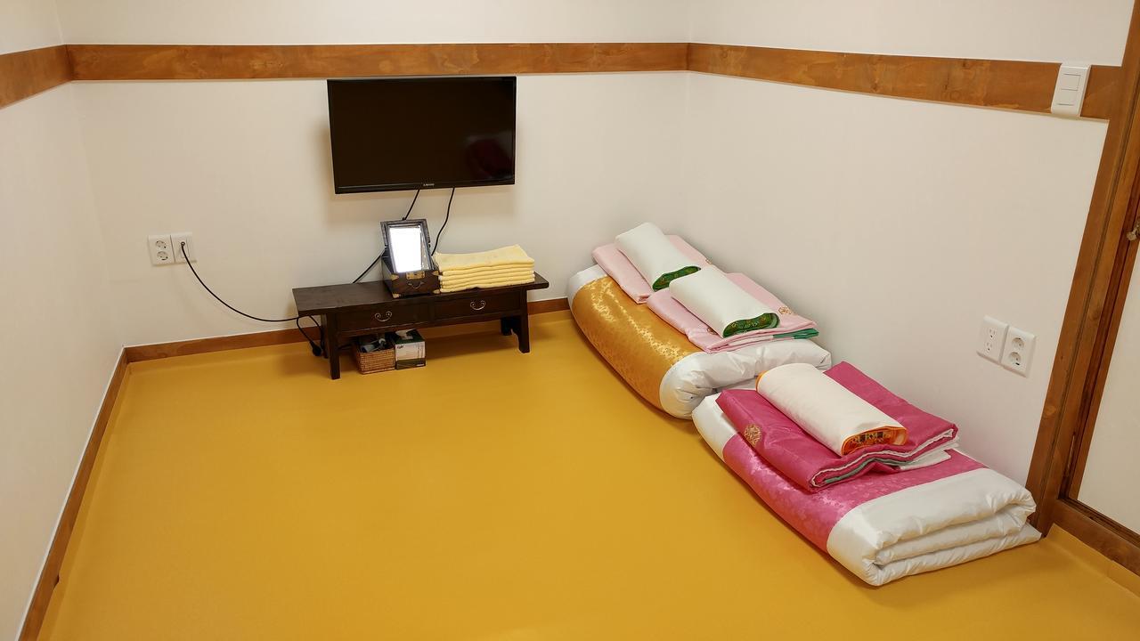 Chambre Familiale avec Salle de Bains Privative