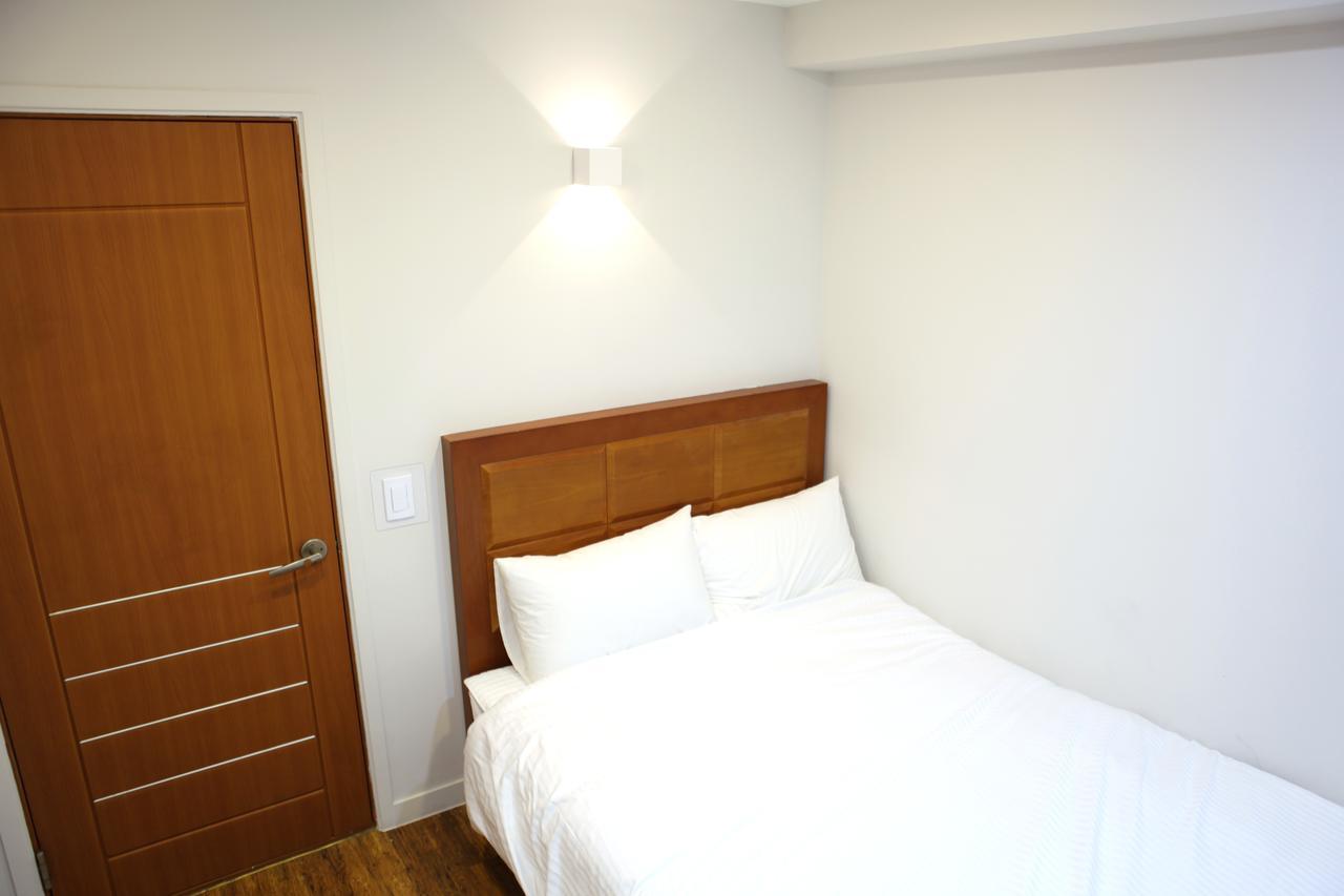 Double Room with Private Bathroom,662763999:JPEG