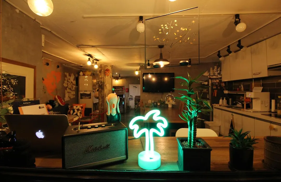 Bunk Guesthouse Hongdae-1