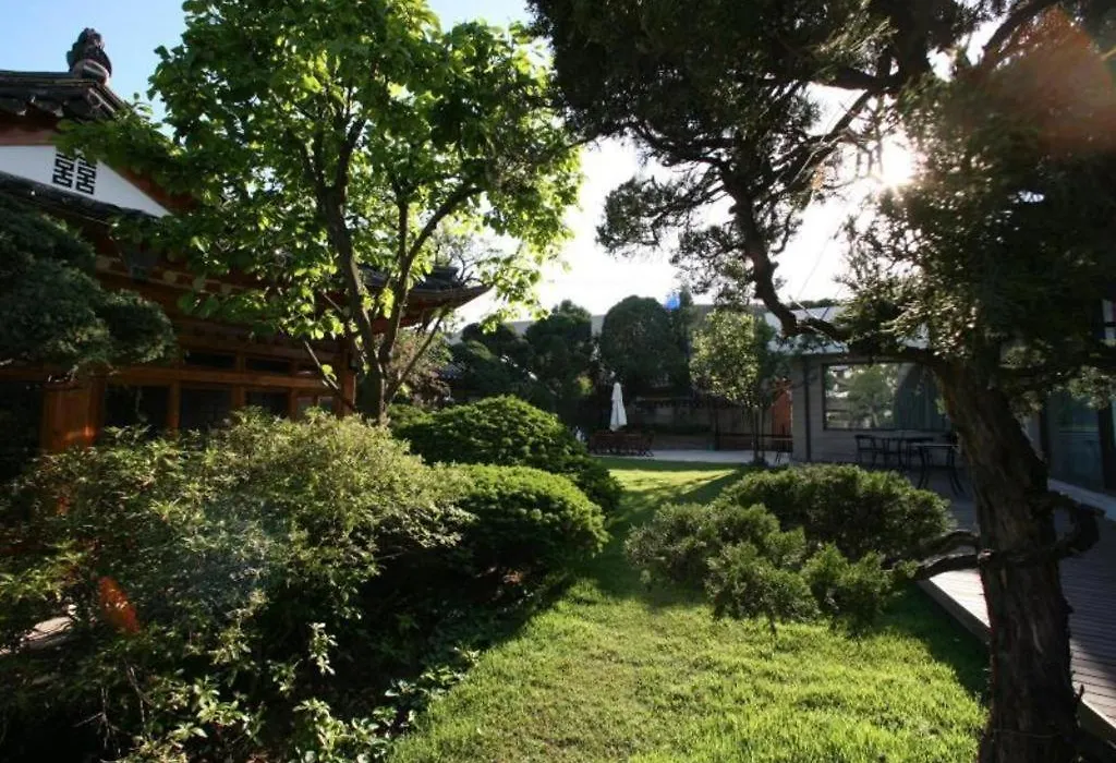 Bonum 1957 Hanok And Boutique-1