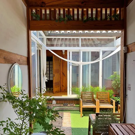 Seoulstory Hanok-2